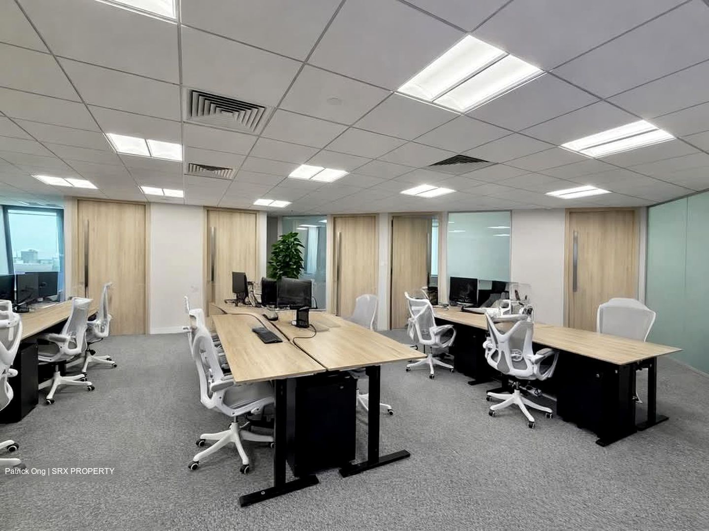 Republic Plaza (D1), Office #589179441